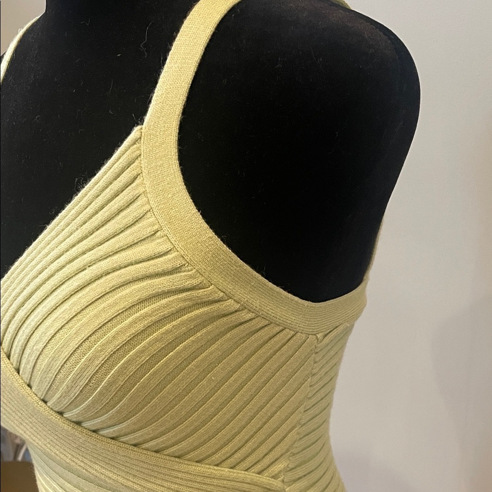 Ribbed Wrap Crop Tank Top - Pale green - Picture 2 of 3